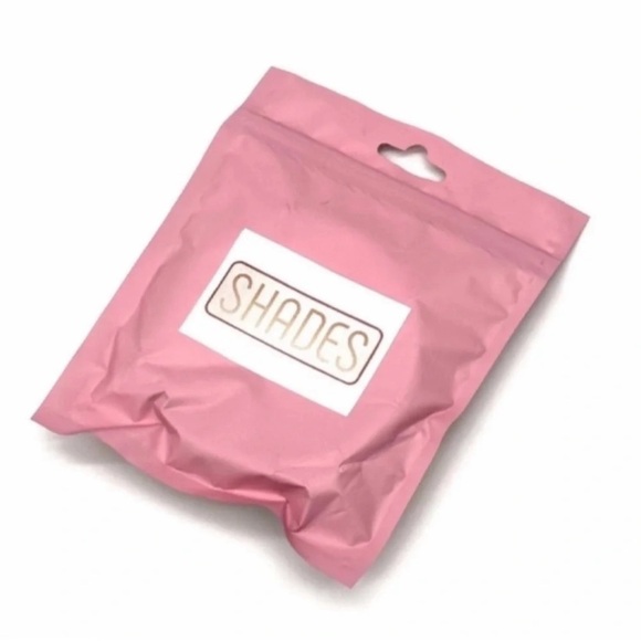 2 Pack Sticky Adhesive Silicone Nipple Covers- Reusable Nipple Covers Light Skin - Picture 7 of 8